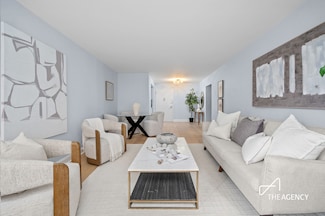 61 W 62nd St Unit 5F, New York, NY 10023