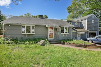 1 Cedar Rd, Danbury, CT 06811