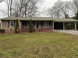 1025 Wilburn Ln, King, NC 27021