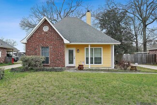 14377 Whispering Oaks Dr, Gonzales, LA 70737