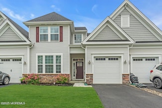 73 Aqueduct Blvd, New Egypt, NJ 08533