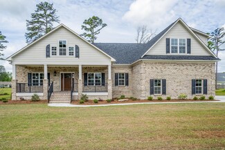 120 Rollingwood Dr, New Bern, NC 28562