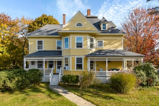 60 E Elm St, Yarmouth, ME 04096