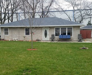 1092 Spring Green Dr, Joliet, IL 60433