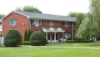 125 Terryville Rd Unit 11C, Port Jefferson Station, NY 11776