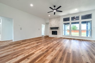 123 Rolling Spring Dr, Aledo, TX 76008