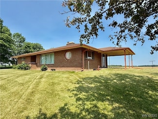 9091 Creek Rd, Batavia, NY 14020