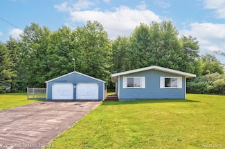5741 S Merrill Rd, Merrill, MI 48637