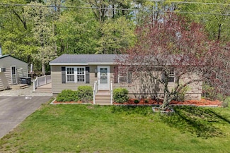54 Judith St, Danville, NH 03819