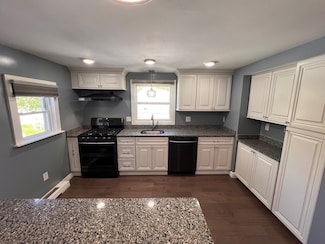 162 North Ave Unit 1, Haverhill, MA 01830