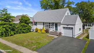 16 Mercury Cir, South Amboy, NJ 08879