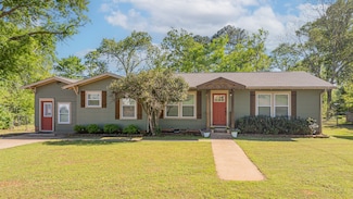 1219 E 1st, Hughes Springs, TX 75656