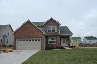 961 Harding Dr, Clarksville, TN 37042