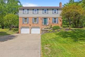 1545 Field Club Dr, Pittsburgh, PA 15237