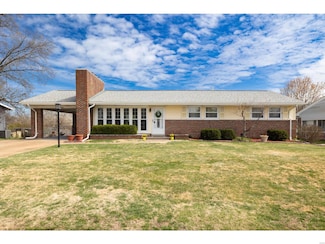 8744 Gayle Ave, Saint Louis, MO 63126