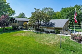 551 S West Shore Ln, Wichita, KS 67209
