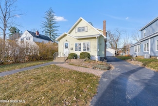 1105 S Country Club Dr, Schenectady, NY 12309