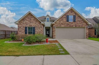 8959 Falling Oak Dr, Baton Rouge, LA 70817