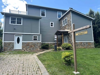 440 Aurora Ln, Christiansburg, VA 24073