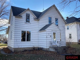 415 Walnut St SE, Sleepy Eye, MN 56085