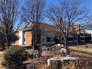 1100 50th St Unit 1201, West Des Moines, IA 50266