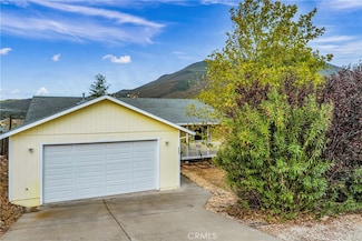5553 Chinook Dr, Kelseyville, CA 95451
