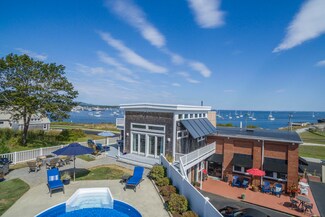 21 Atlantic St, Rockland, ME 04841