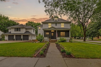 802 S 3rd St, Saint Peter, MN 56082