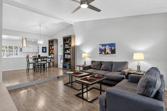 6331 N Jim Miller Rd, Dallas, TX 75228