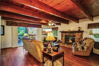 463 Delle Dr, Lake Gregory, CA 92325