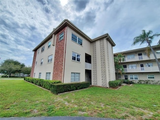 1000 49th St N Unit 201, Saint Petersburg, FL 33710