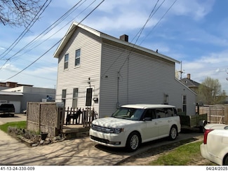 661 Broadway Ave NW, Grand Rapids, MI 49504