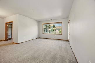 983 Golden Aspen Place, Ashland, OR 97520
