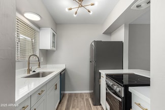 4610 N 68th St Unit 409, Scottsdale, AZ 85251