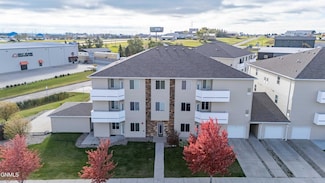 1123 E Lasalle Dr Unit 3, Bismarck, ND 58503