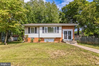 7502 Mahoney Dr, Lorton, VA 22079