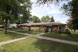 1 N Washington St, Westmont, IL 60559