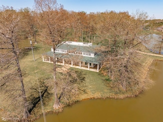 5705 Lake Side Dr, Bossier City, LA 71111