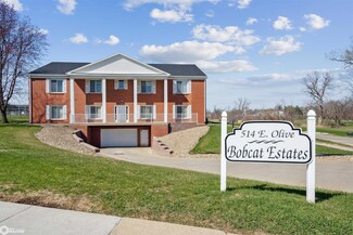 514 E Olive St Unit 110, Marshalltown, IA 50158