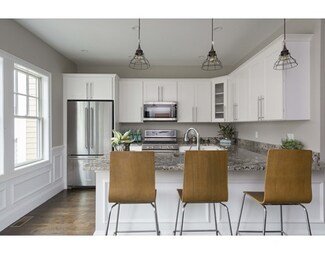 30 Park St Unit 5, Boston, MA 02122