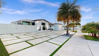 8630 SW 20th St, Miami, FL 33155