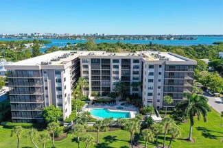 1001 Benjamin Franklin Dr Unit 512, Sarasota, FL 34236