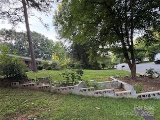 10428 Landon St, Charlotte, NC 28215