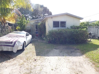 2740 NW 50th St, Miami, FL 33142