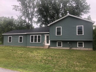 212 Mcmullen Rd, Milton, VT 05468
