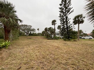 925 N Peninsula Dr, Daytona Beach, FL 32118