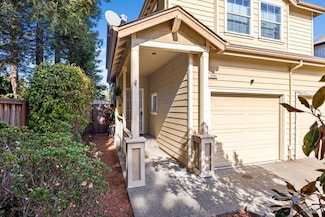 5245 Poe Ct, Santa Rosa, CA 95403
