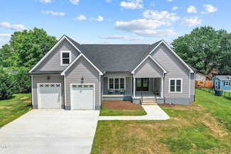1604 Palmer Dr, Graham, NC 27253