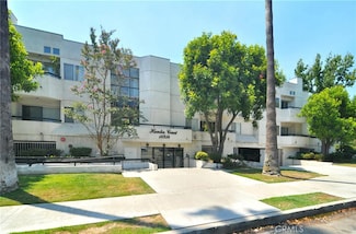 14914 Hamlin St Unit 105, Van Nuys, CA 91411