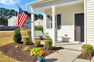 95 Fall Harvest Ct, Franklinton, NC 27525